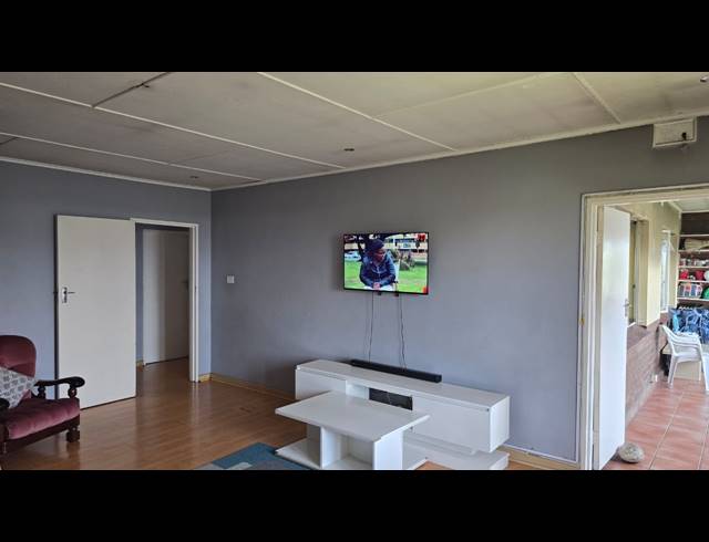 3 BEDROOM APARTMENT FOR SALE IN PELHAM
